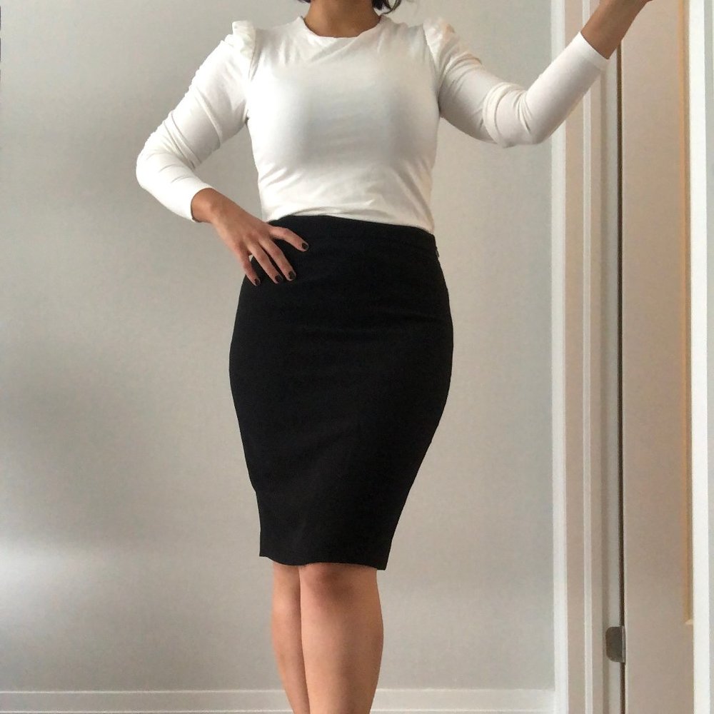 RW&CO. BLACK PENCIL SKIRT - Great for work